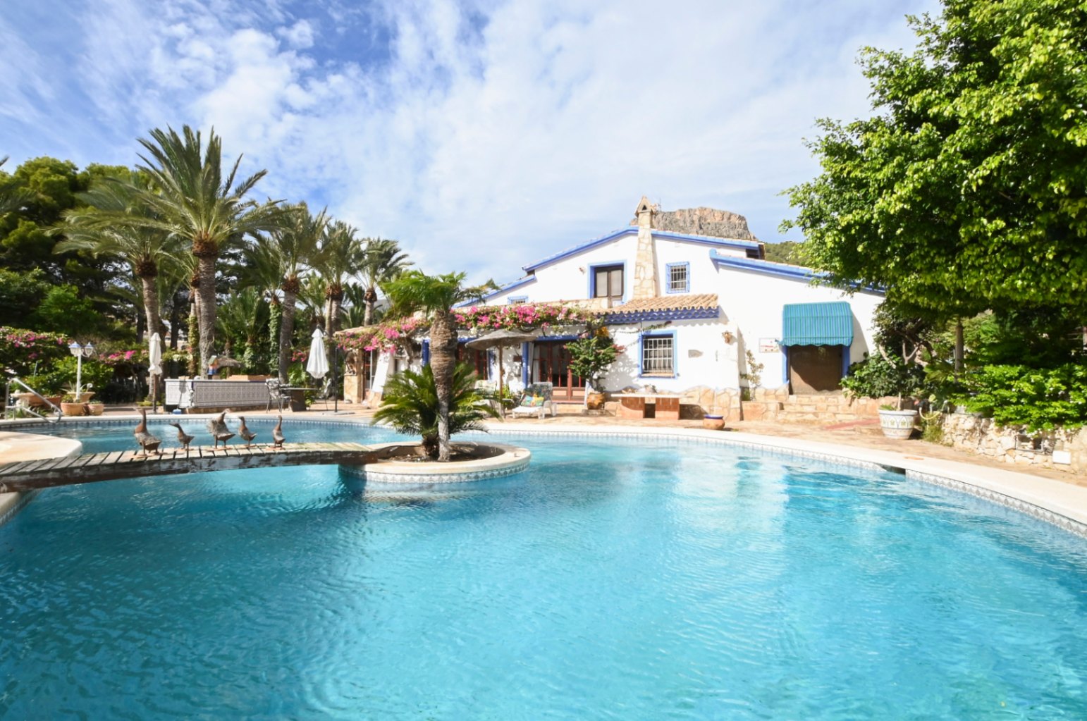 Finca Calpe, Alicante, Espanja 4 makuuhuonetta, 500 m2 No. 149633