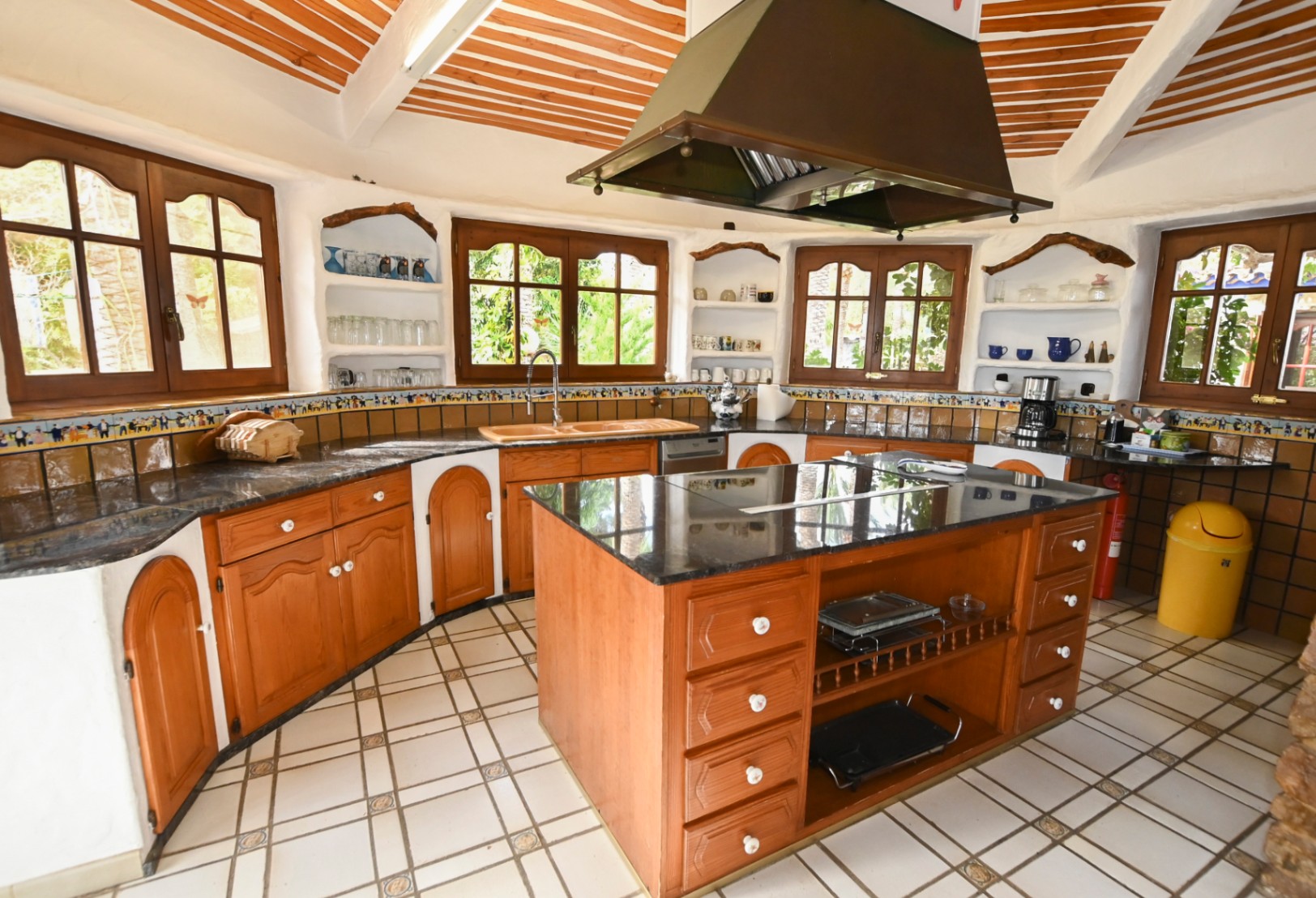 Finca Calpe, Alicante, Espanja 4 makuuhuonetta, 500 m2 No. 149633