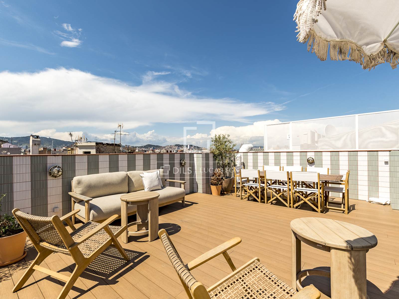 Penthouse w Barcelona, Hiszpania 2 sypialnie, 54 mkw. nr 150549
