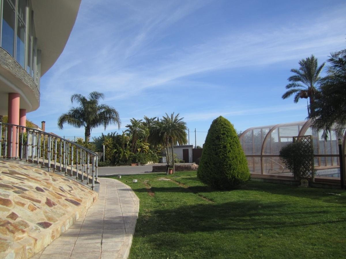 Villa in Los Montesinos, Alicante, Spain 5 bedrooms, 250 sq.m. No. 99857