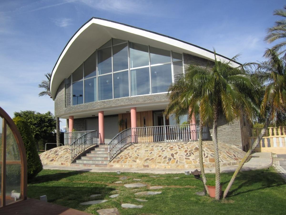 Villa in Los Montesinos, Alicante, Spain 5 bedrooms, 250 sq.m. No. 99857
