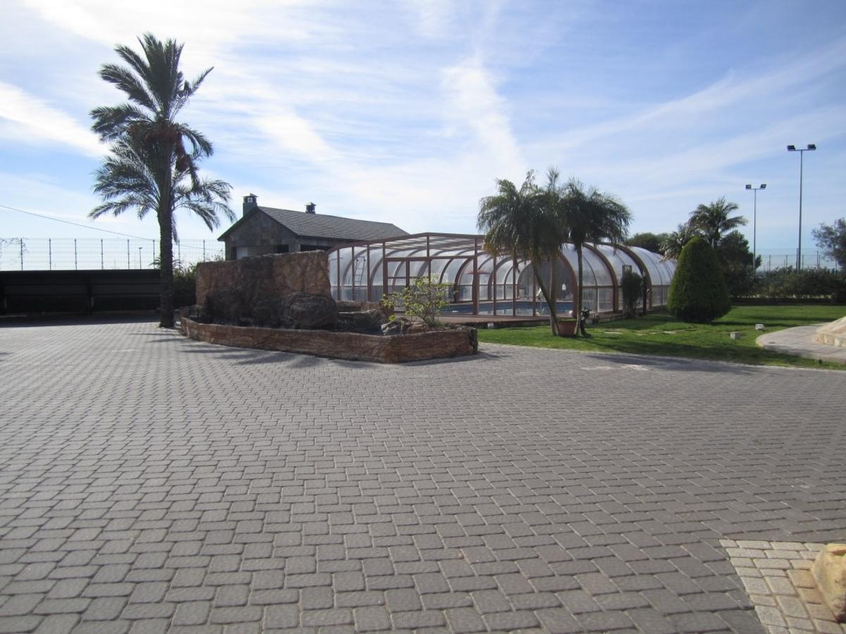 Villa in Los Montesinos, Alicante, Spain 5 bedrooms, 250 sq.m. No. 99857