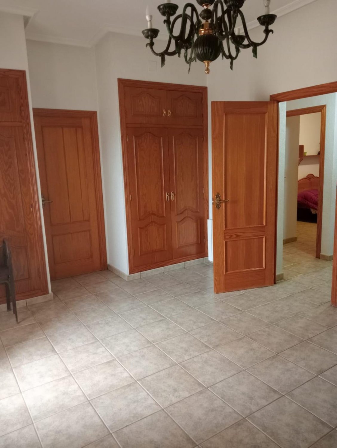Hus i Daya Nueva, Alicante, Spanien 4 sovrum, 350 kvm. Nr. 99856