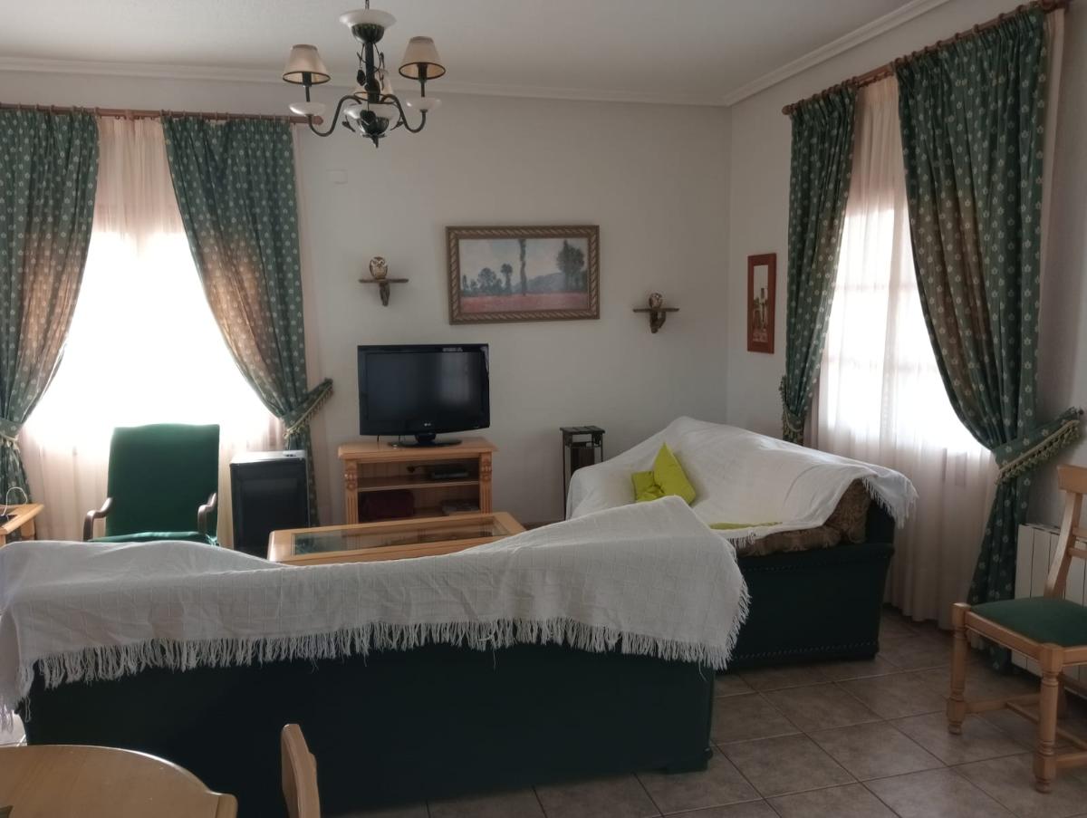 Hus i Daya Nueva, Alicante, Spanien 4 sovrum, 350 kvm. Nr. 99856