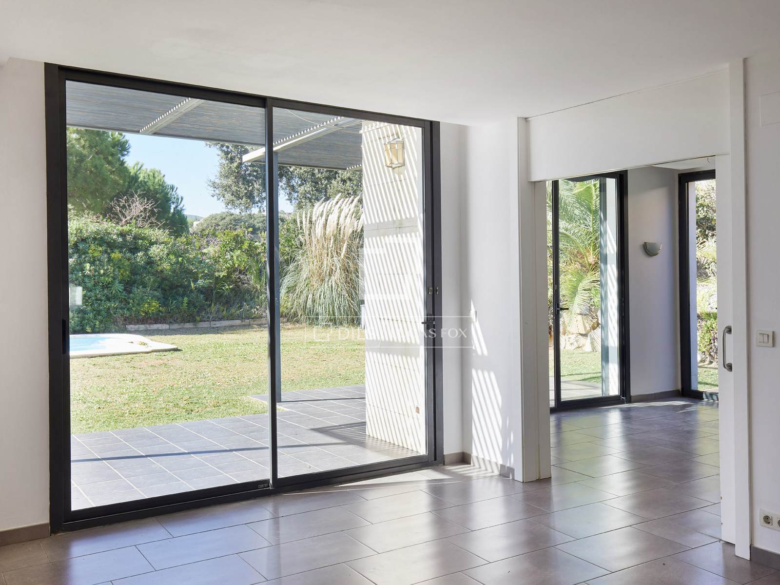 Villa en Sant Vicenc De Montalt, Barcelona, España 4 dormitorios, 266 m2 No. 150950