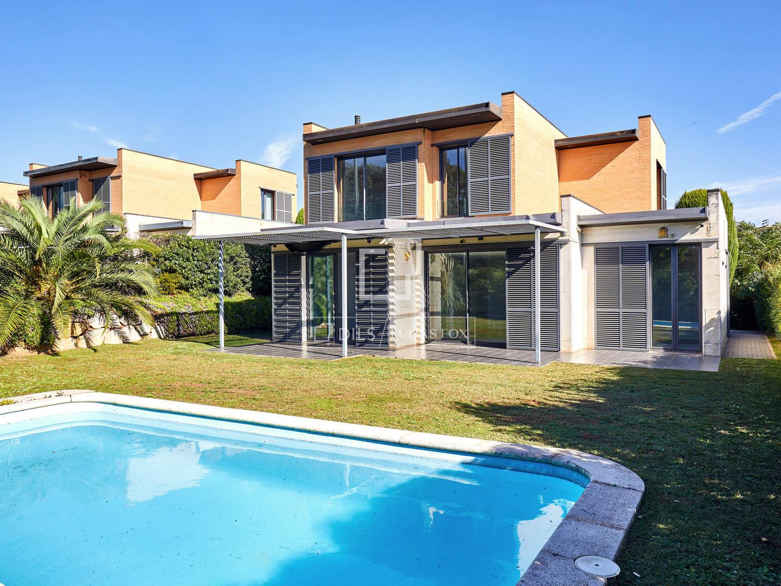 Villa en Sant Vicenc De Montalt, Barcelona, España 4 dormitorios, 266 m2 No. 150950