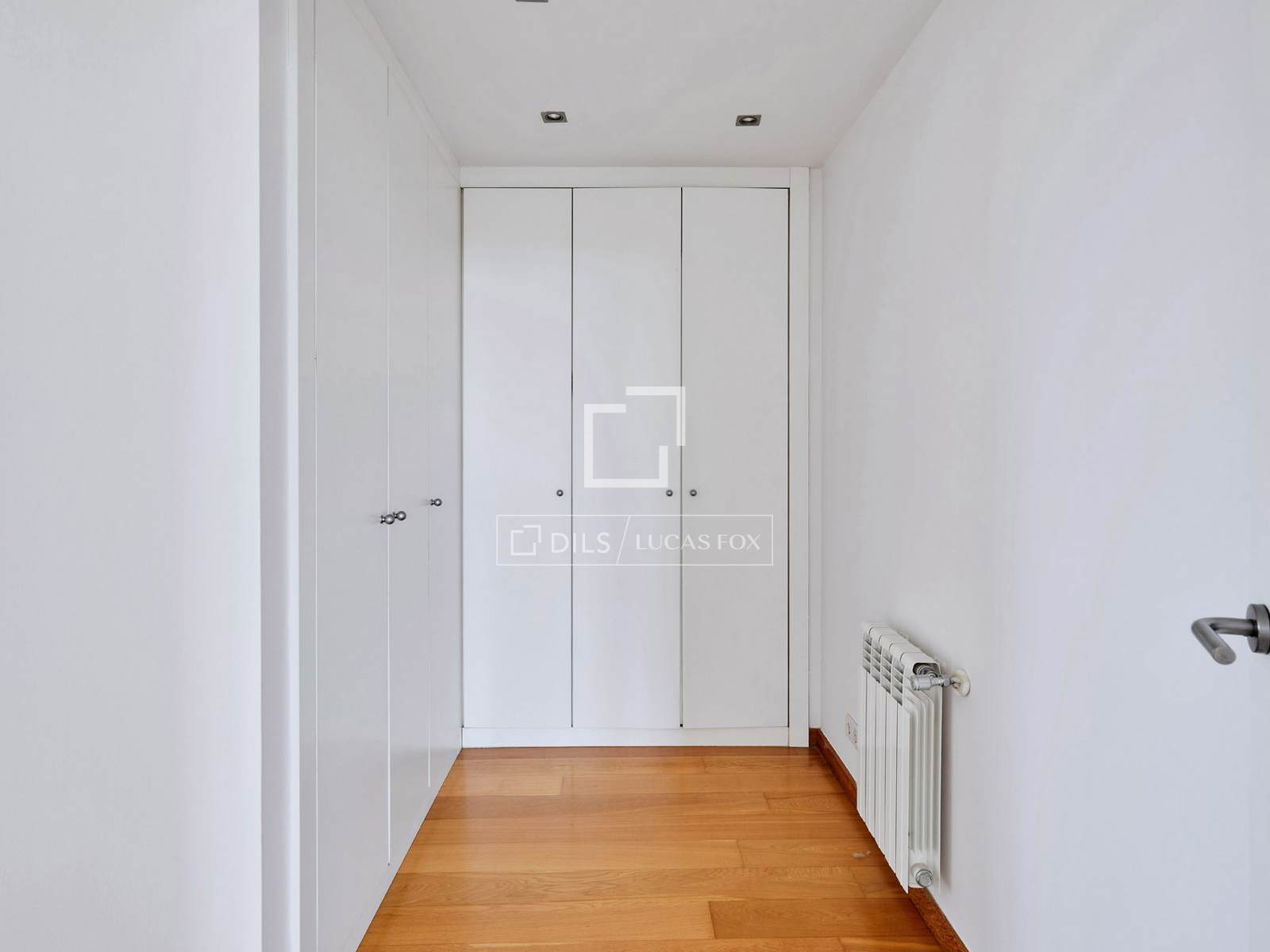 Villa en Sant Vicenc De Montalt, Barcelona, España 4 dormitorios, 266 m2 No. 150950