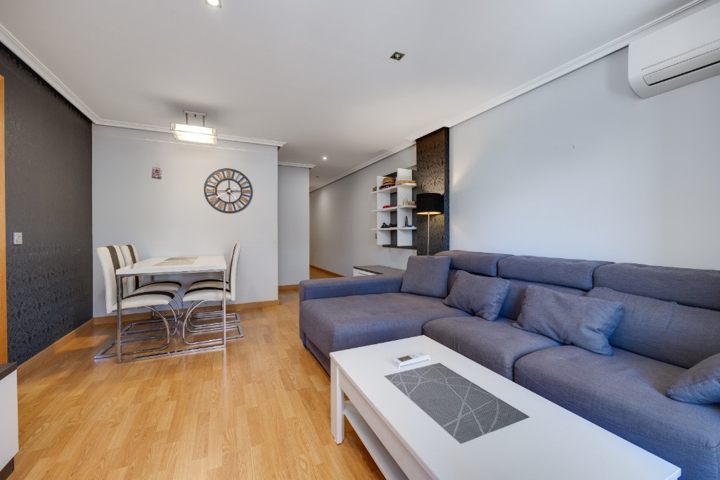 Appartamento a Torrevieja, Alicante, Spagna 3 camere da letto, 123 mq. N° 183568