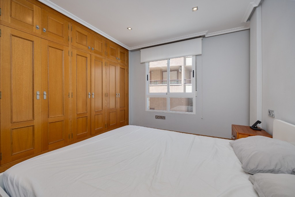 Appartamento a Torrevieja, Alicante, Spagna 3 camere da letto, 123 mq. N° 183568