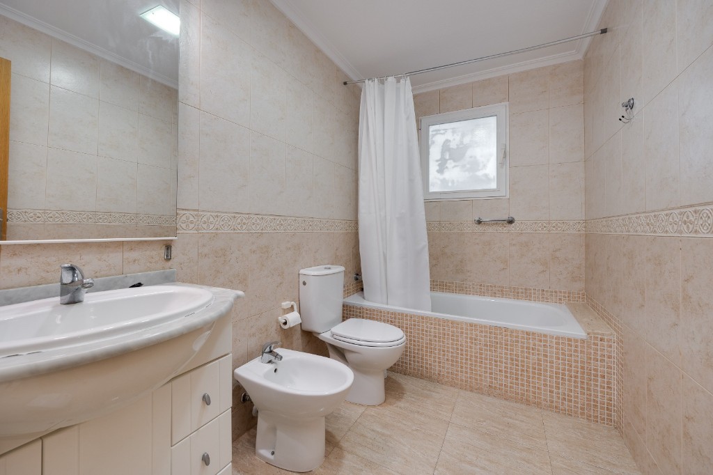 Appartamento a Torrevieja, Alicante, Spagna 3 camere da letto, 123 mq. N° 183568