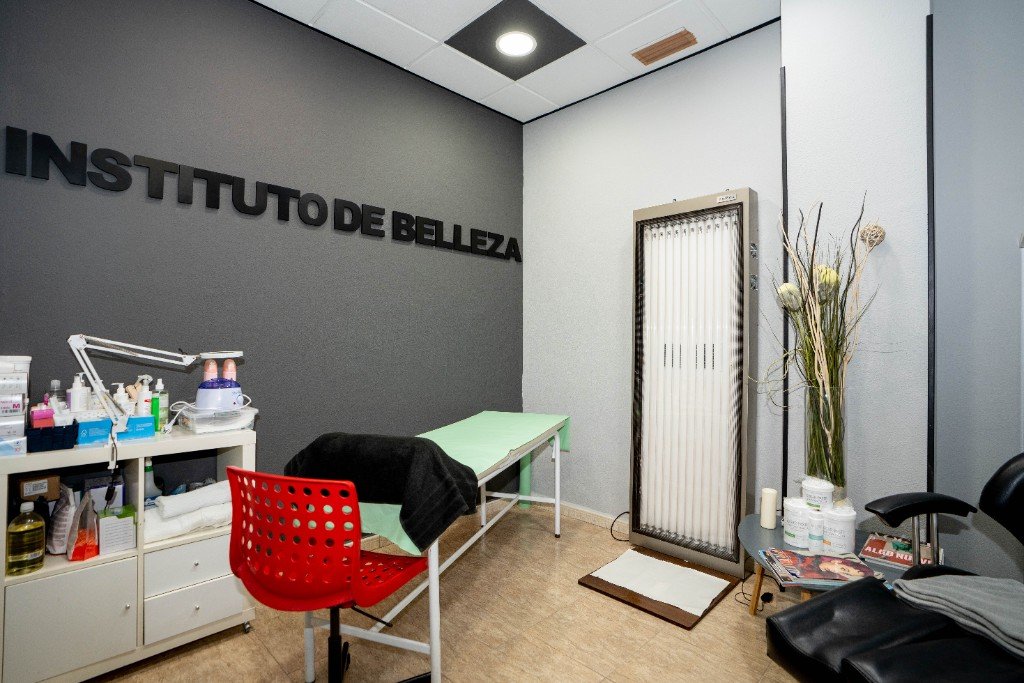 Propiedad comercial en Torrevieja, Alicante, España 130 m2 No. 183564
