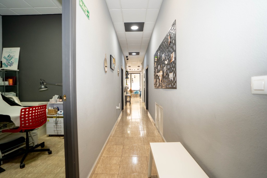 Propiedad comercial en Torrevieja, Alicante, España 130 m2 No. 183564