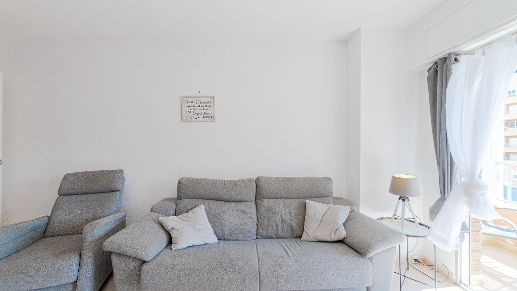 Apartamento en Punta Prima, Alicante, España 2 dormitorios, 56 m2 No. 183563