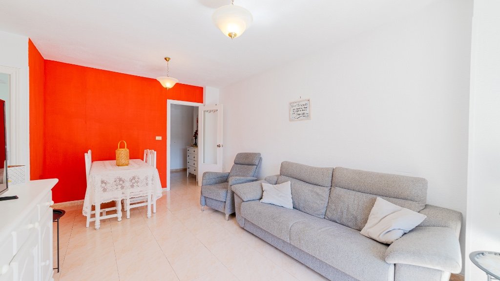 Apartamento en Punta Prima, Alicante, España 2 dormitorios, 56 m2 No. 183563