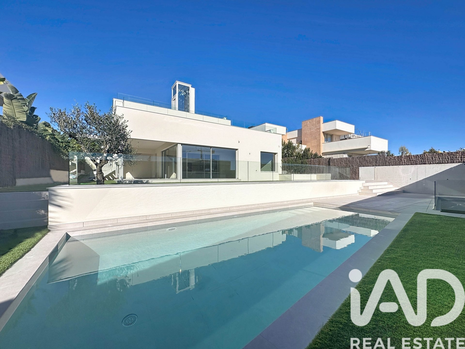 House in Sitges, Barcelona, Spain 5 bedrooms, 560 sq.m. No. 152676