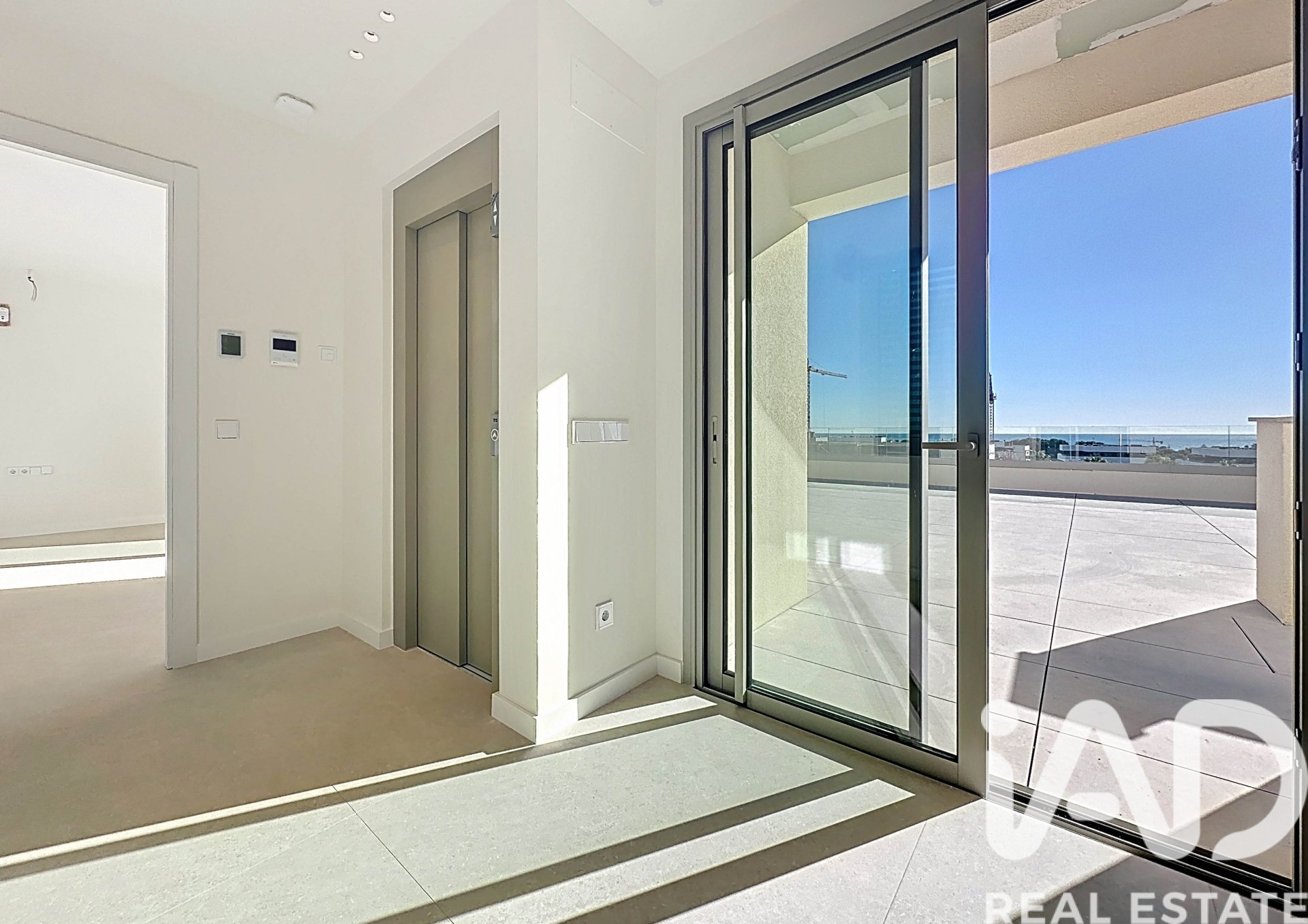 House in Sitges, Barcelona, Spain 5 bedrooms, 560 sq.m. No. 152676