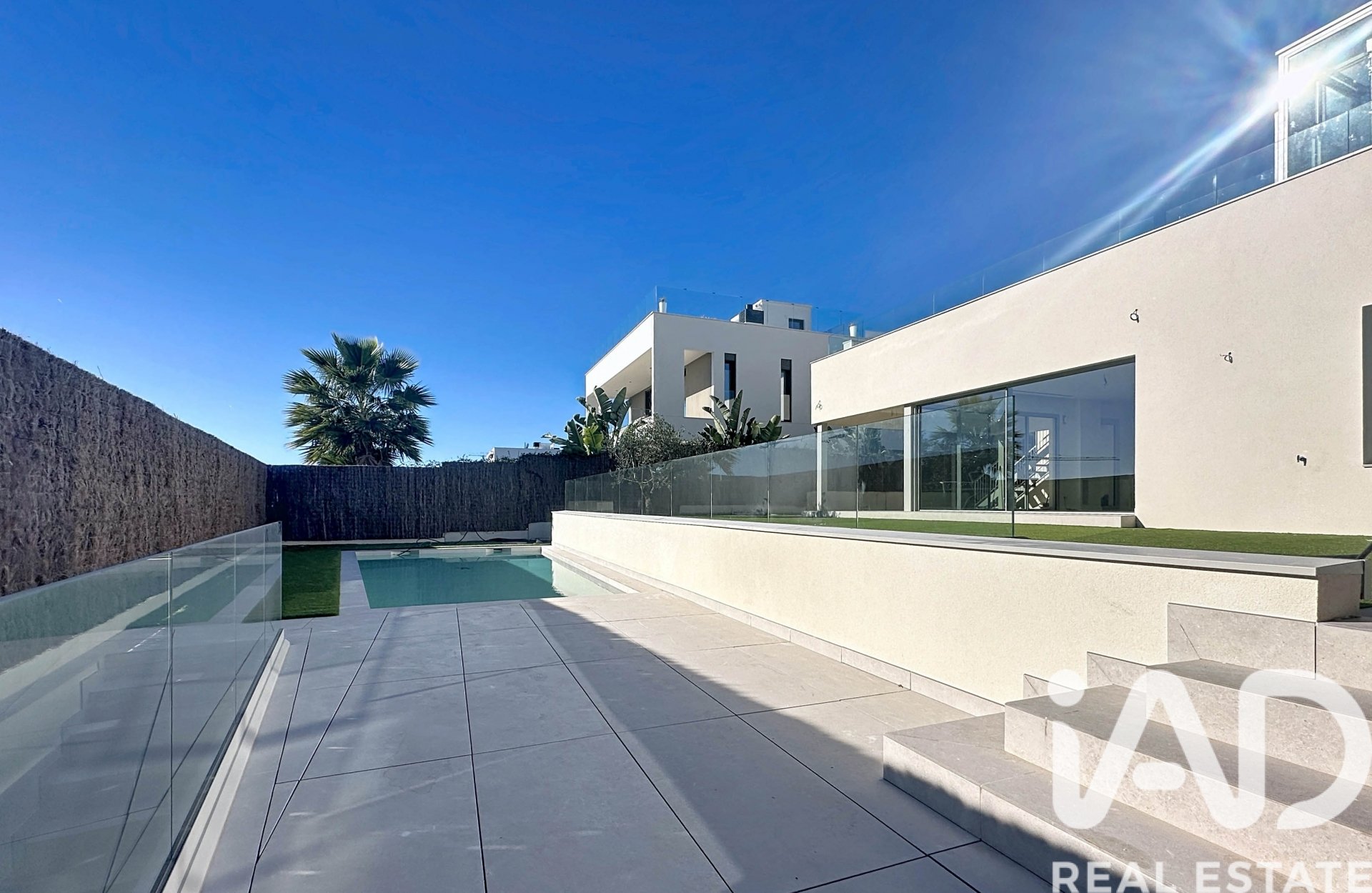 House in Sitges, Barcelona, Spain 5 bedrooms, 560 sq.m. No. 152676