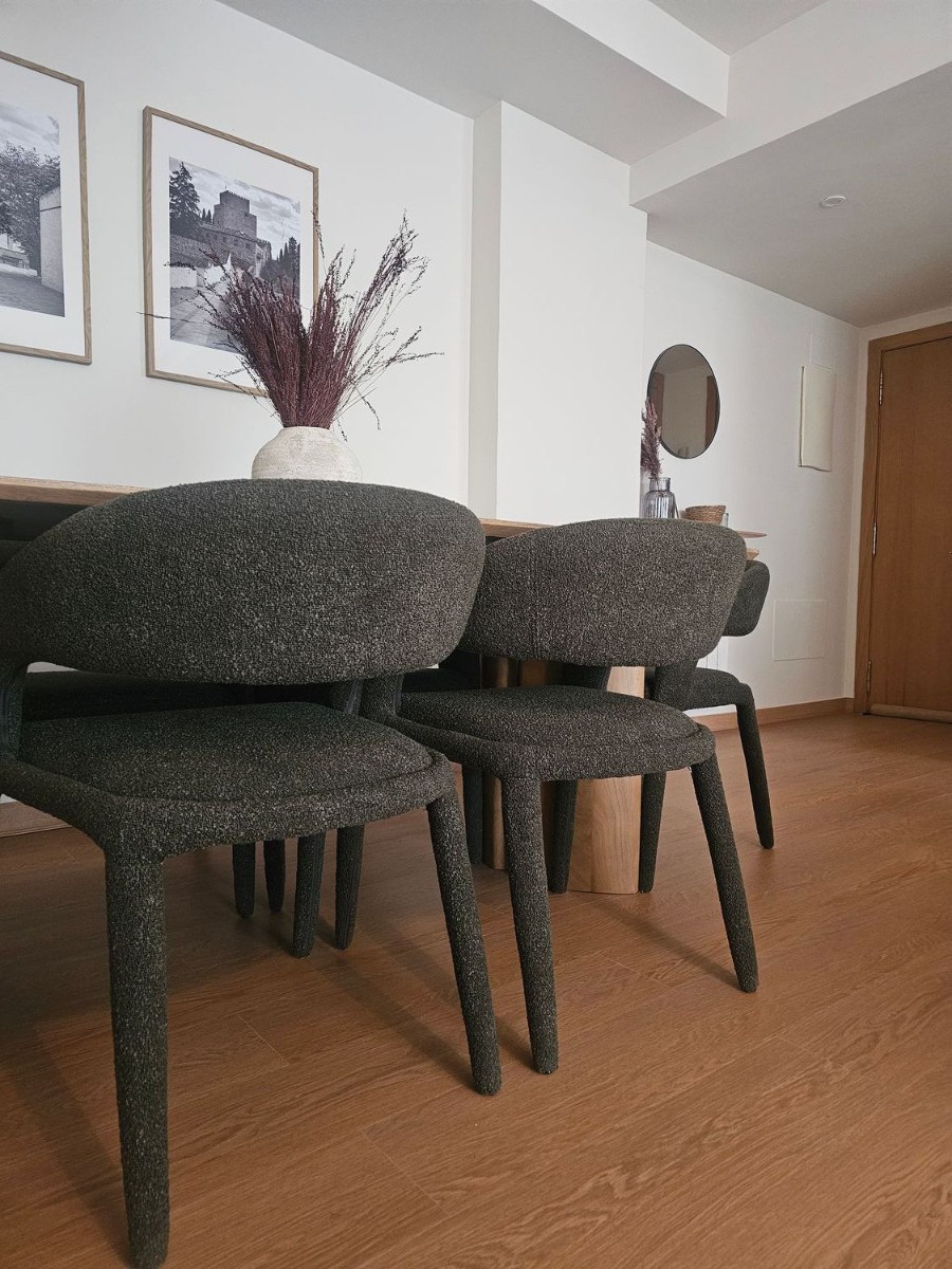 Apartment in Madrid, Spain 2 bedrooms, 158 sq.m. No. 180047