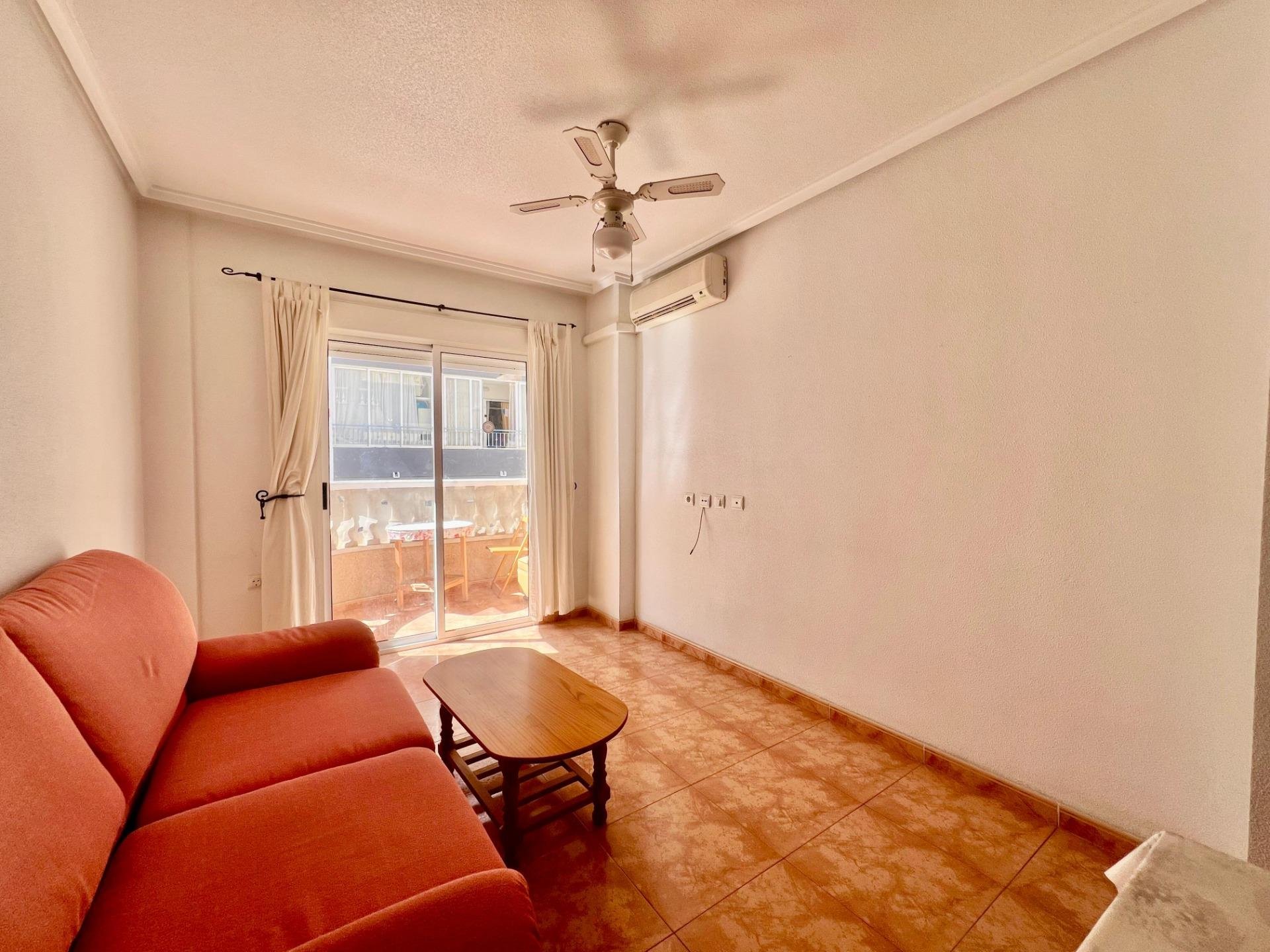 Dzīvoklis Torrevieja, Alicante, Spānijā 1 istaba, 57 m2 Nr. 196080