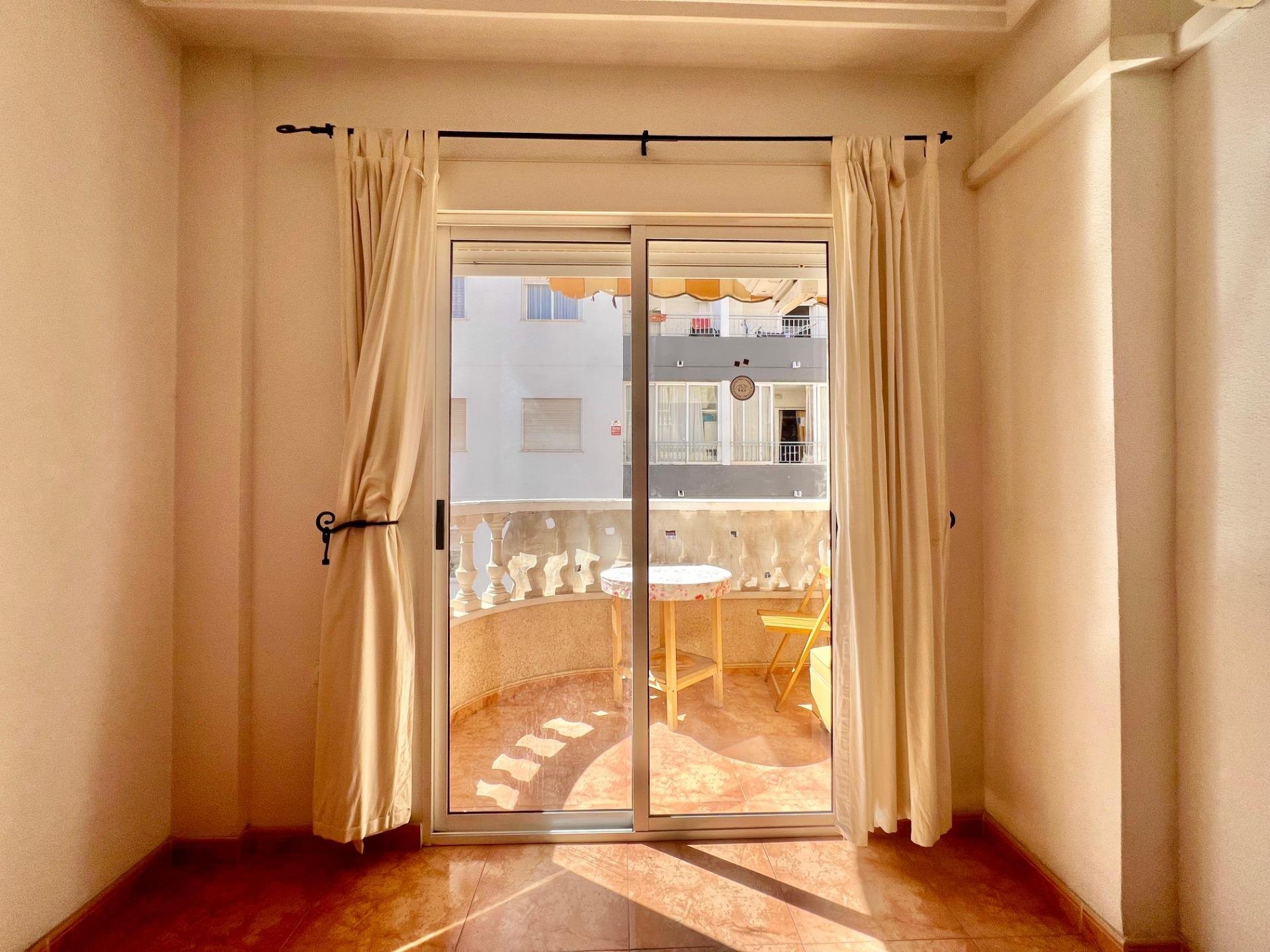 Dzīvoklis Torrevieja, Alicante, Spānijā 1 istaba, 57 m2 Nr. 196080