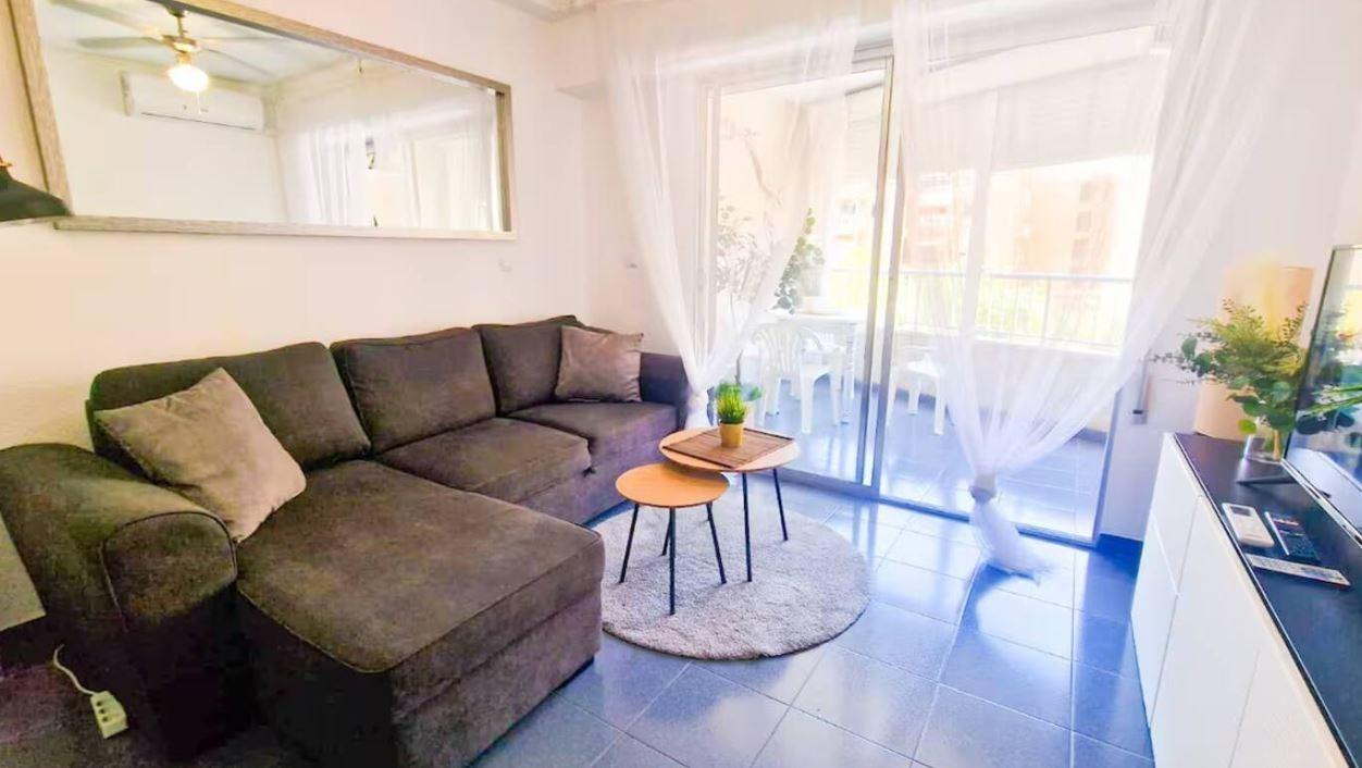 Dzīvoklis Torrevieja, Alicante, Spānijā 1 istaba, 45 m2 Nr. 196078