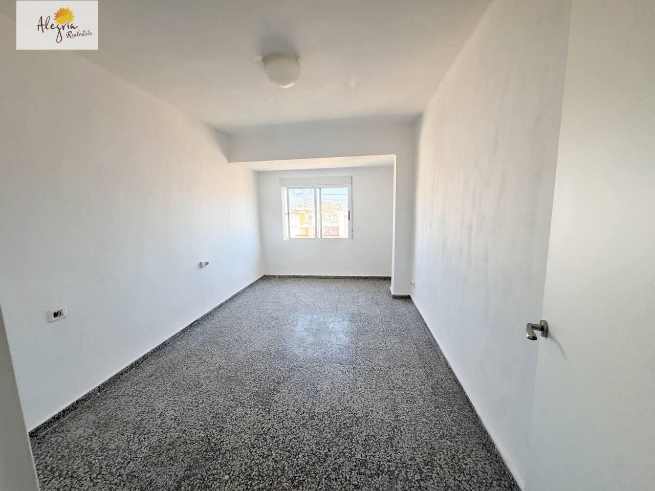 Dzīvoklis Puerto De Sagunto, Valencia, Spānijā 2 istabas, 77 m2 Nr. 196079