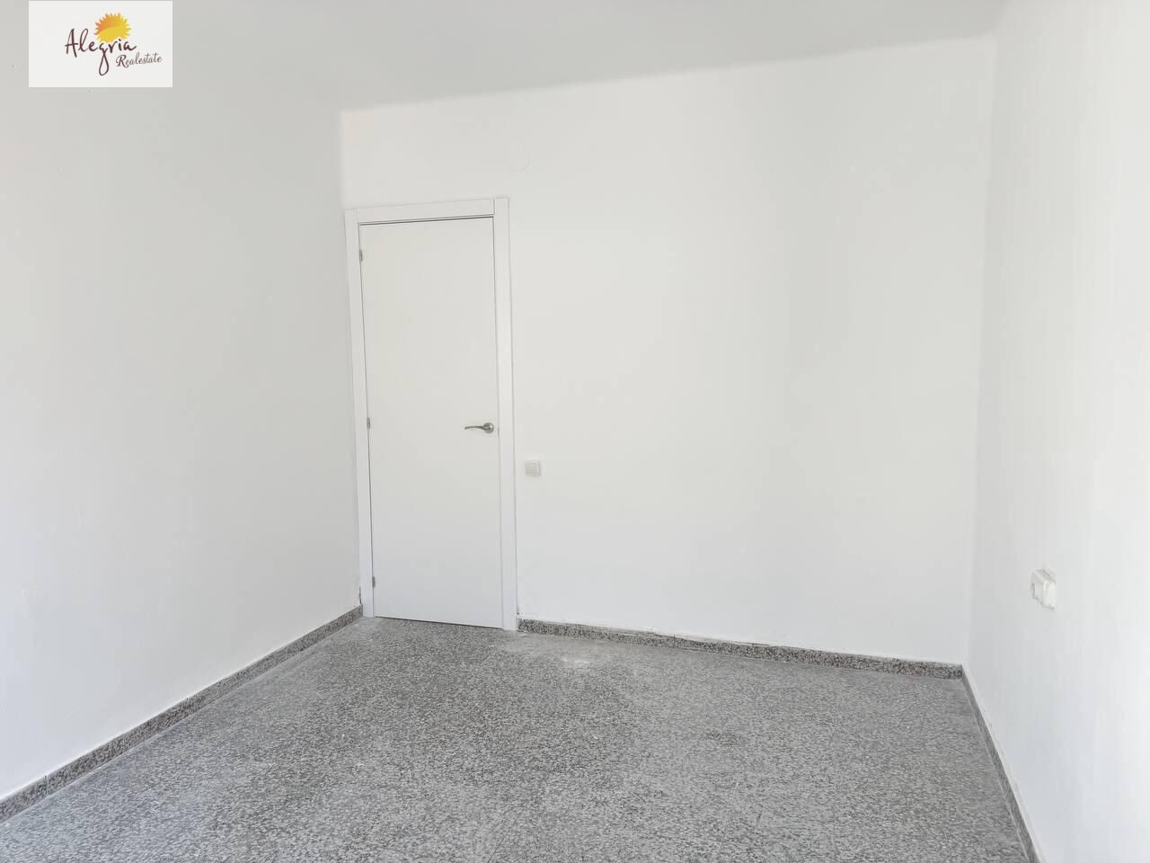 Dzīvoklis Puerto De Sagunto, Valencia, Spānijā 2 istabas, 77 m2 Nr. 196079