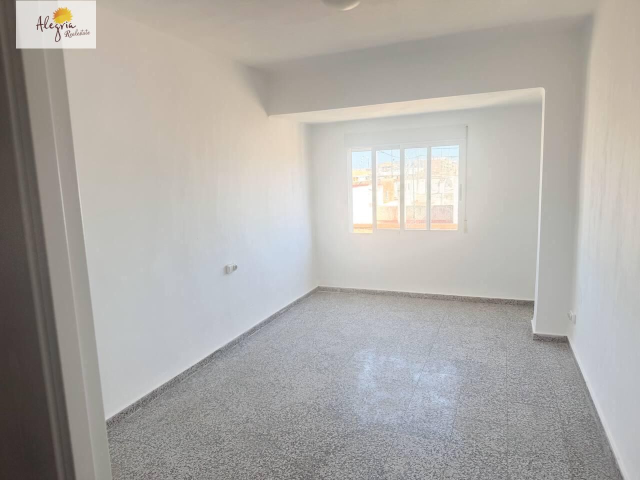Dzīvoklis Puerto De Sagunto, Valencia, Spānijā 2 istabas, 77 m2 Nr. 196079