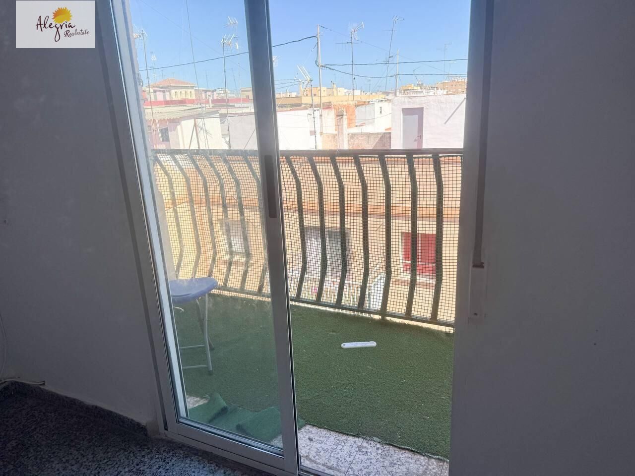 Dzīvoklis Puerto De Sagunto, Valencia, Spānijā 2 istabas, 77 m2 Nr. 196079