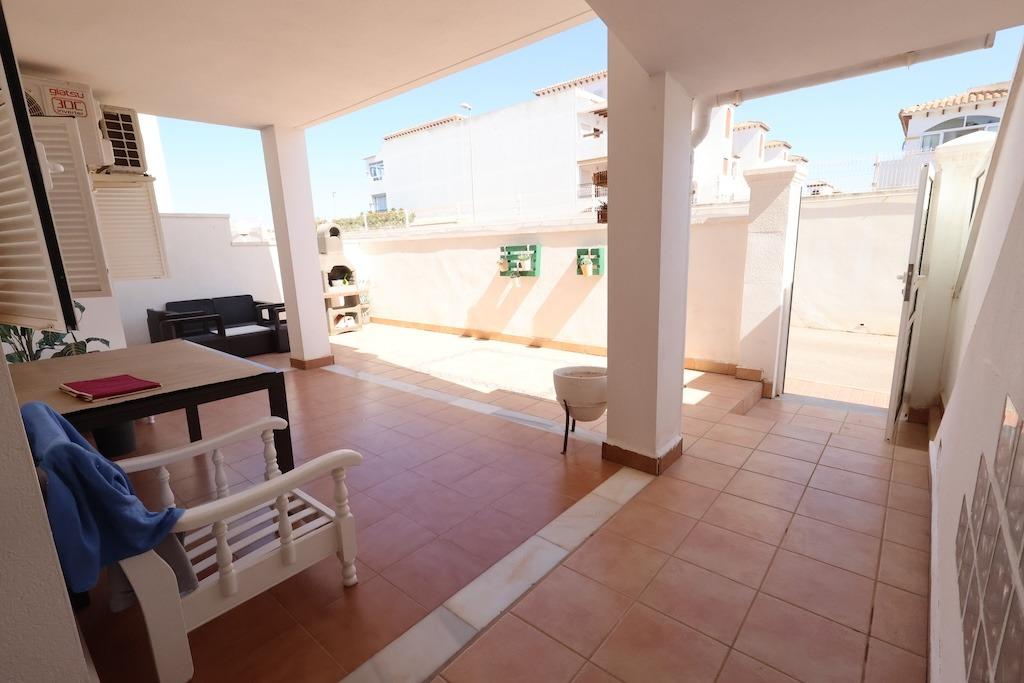 Bungalow a Alicante, Spagna 2 camere da letto, 85 mq. N° 196075