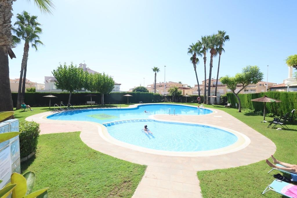 Bungalow a Alicante, Spagna 2 camere da letto, 85 mq. N° 196075
