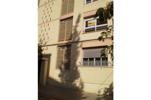 Huoneisto Sabadell, Barcelona, Espanja 4 makuuhuonetta, 75 m2 No. 192363