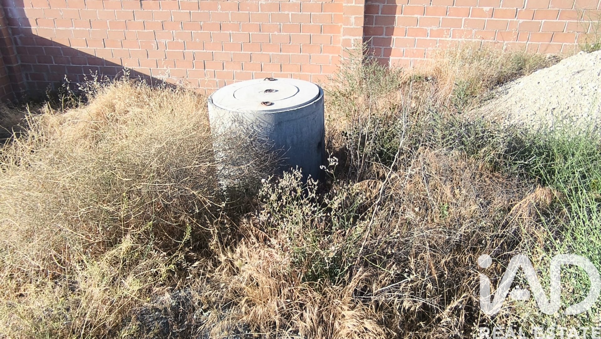Land plot in Colmenar de Oreja, Madrid, Spain 1048 sq.m. No. 188291