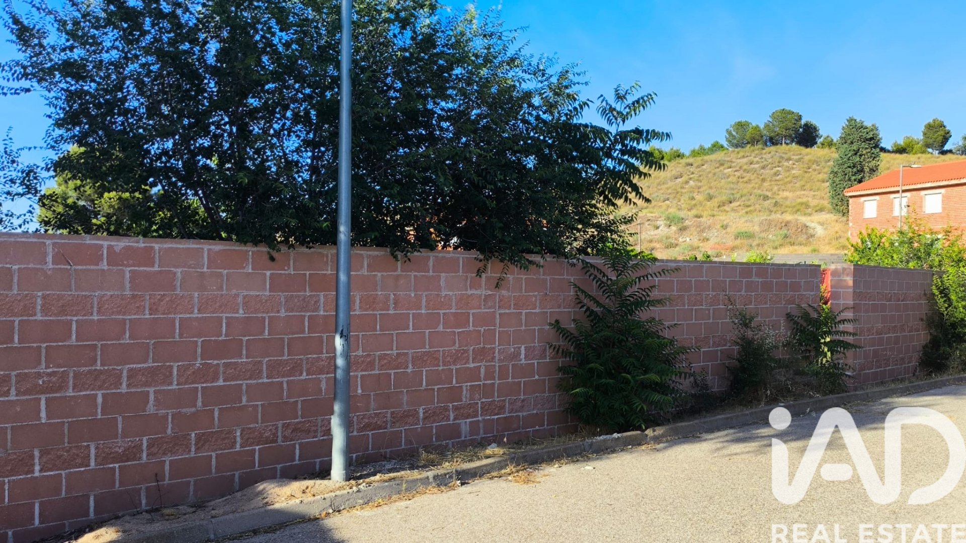 Land plot in Colmenar de Oreja, Madrid, Spain 1048 sq.m. No. 188291