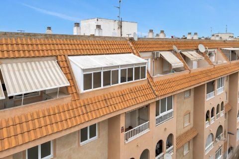 Huoneisto Torrevieja, Alicante, Espanja 60 m2 No. 196660