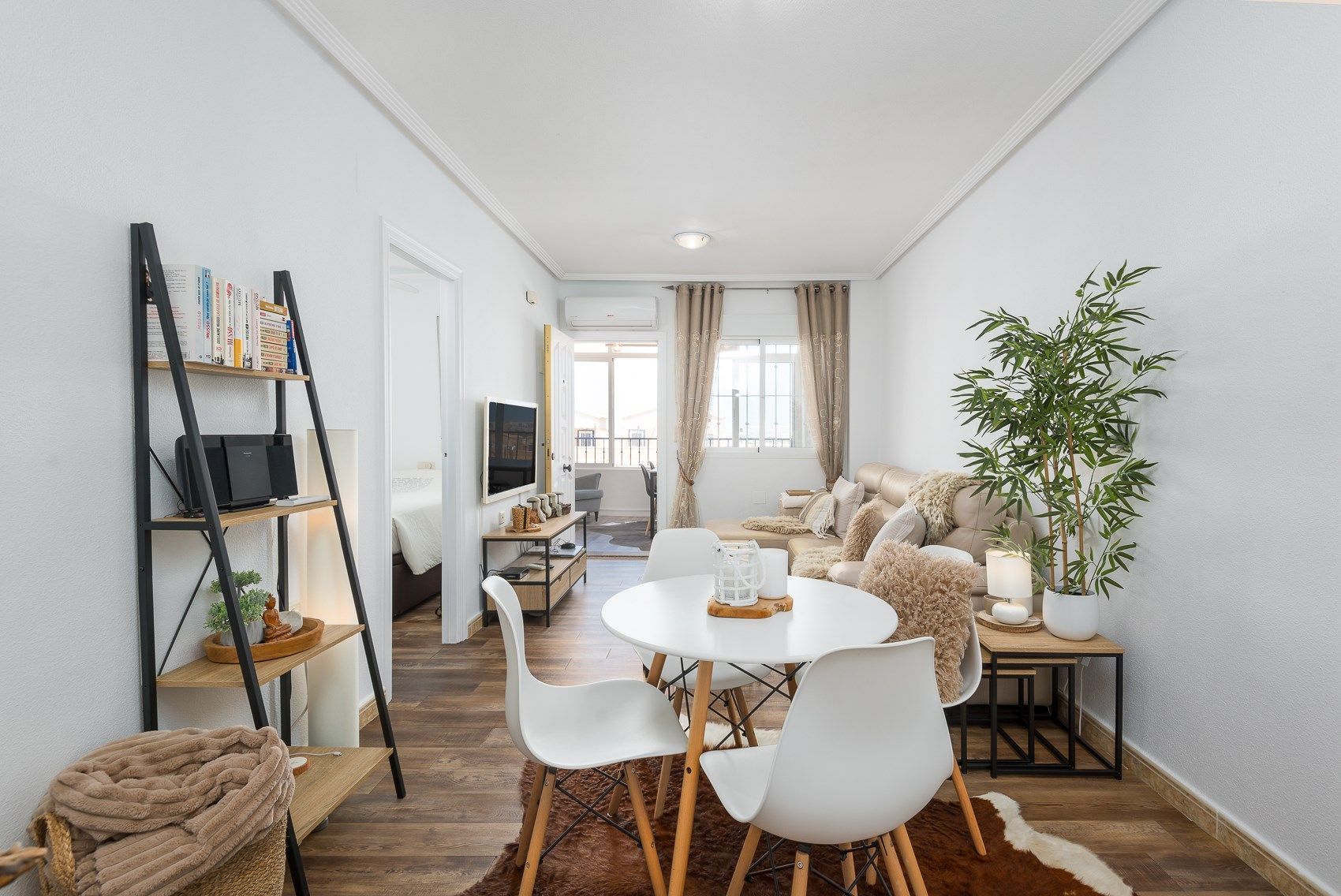 Apartamento en Orihuela, Alicante, España 77 m2 No. 196659