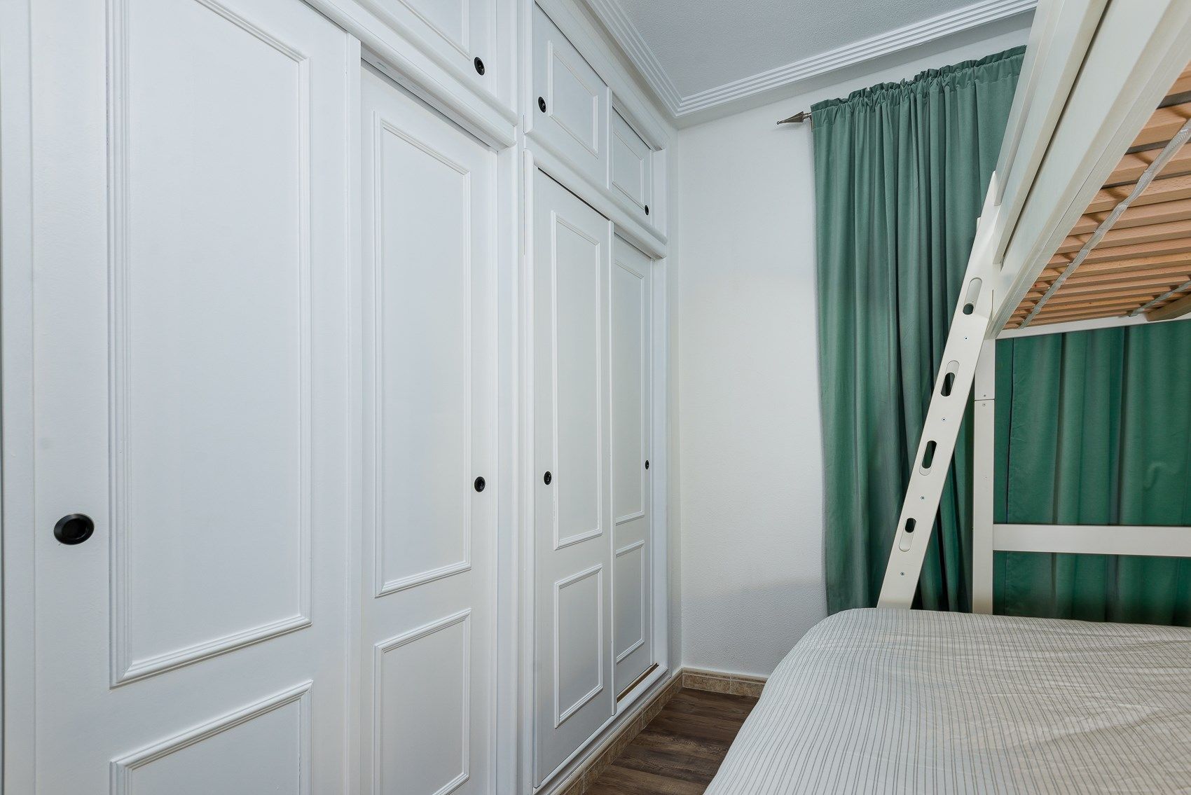 Apartamento en Orihuela, Alicante, España 77 m2 No. 196659