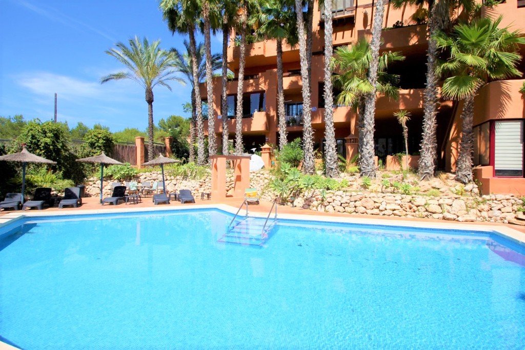 Apartment in Villamartin, Alicante, Spain 3 bedrooms, 153 sq.m. No. 145111
