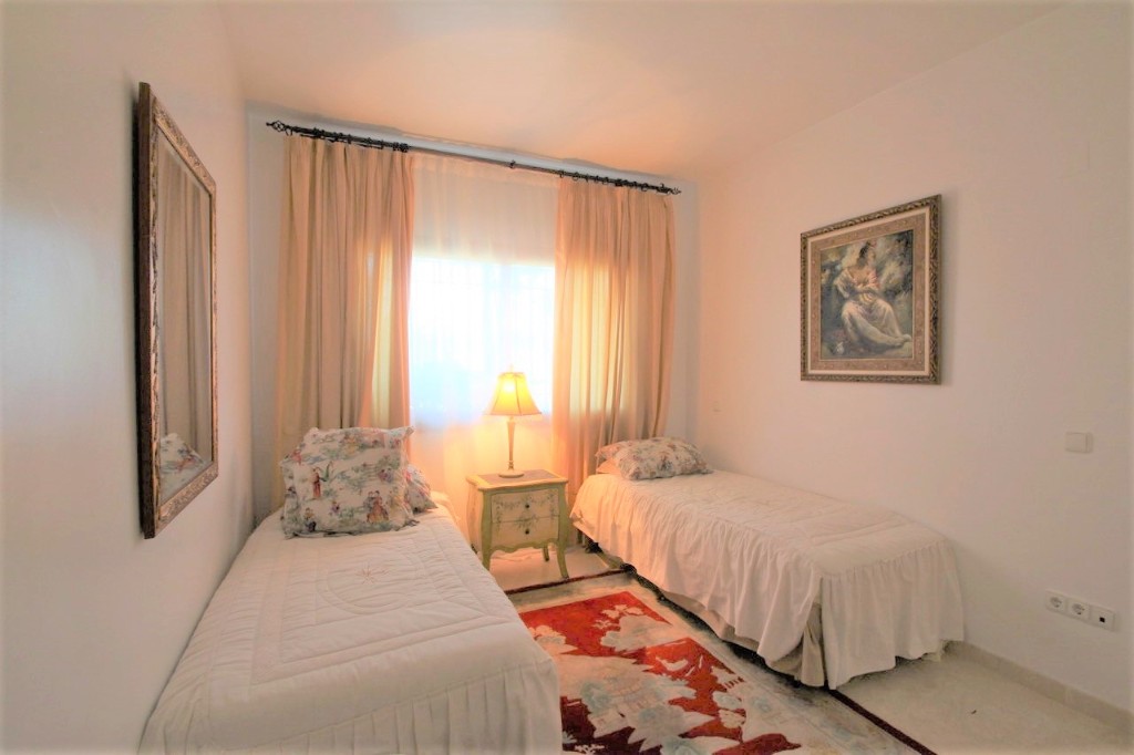 Apartment in Villamartin, Alicante, Spain 3 bedrooms, 153 sq.m. No. 145111