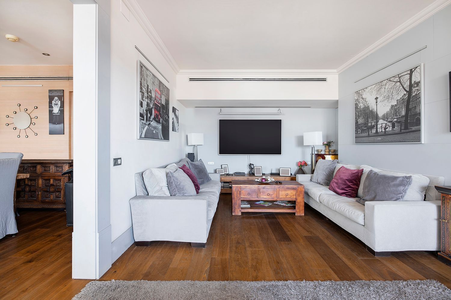 Huoneisto Barcelona, Espanja 5 makuuhuonetta, 385 m2 No. 160746
