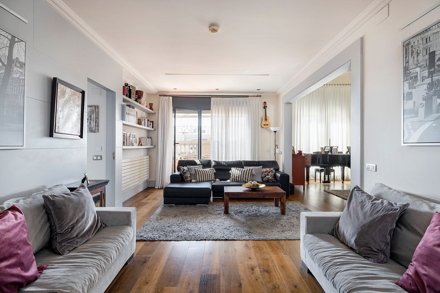 Huoneisto Barcelona, Espanja 5 makuuhuonetta, 385 m2 No. 160746