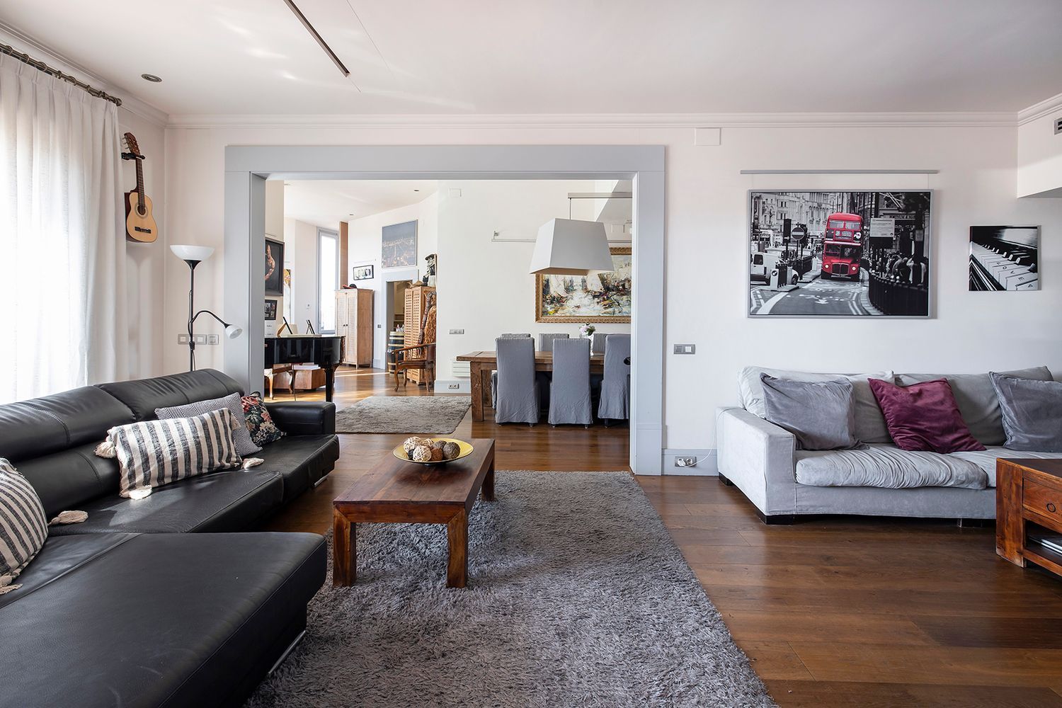 Huoneisto Barcelona, Espanja 5 makuuhuonetta, 385 m2 No. 160746