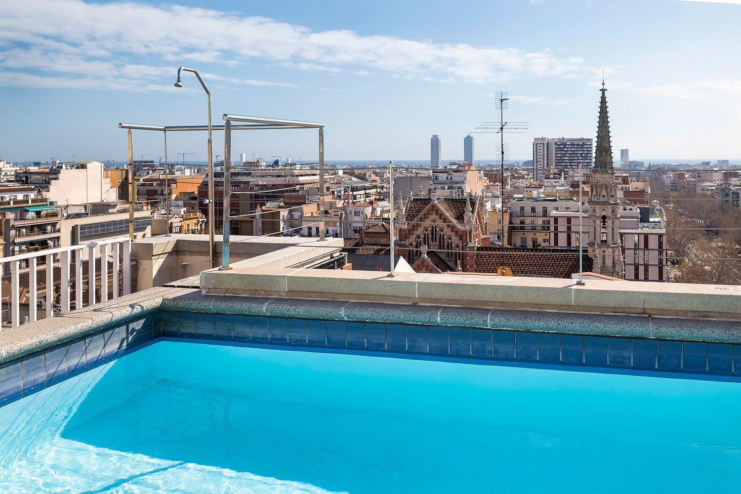 Huoneisto Barcelona, Espanja 5 makuuhuonetta, 385 m2 No. 160746