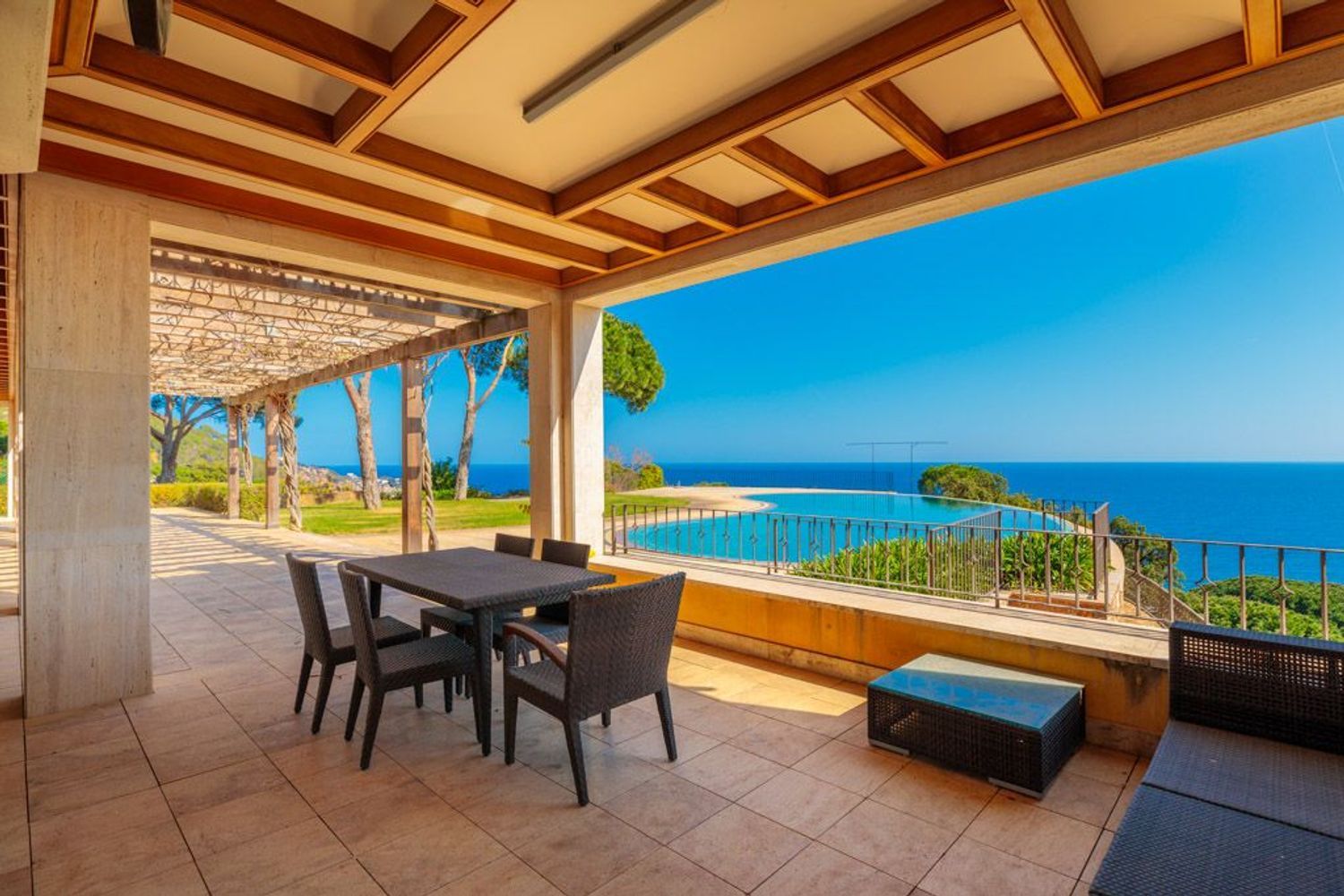 House in Sant Feliu de Guixols, Girona, Spain 11 bedrooms, 1050 sq.m. No. 160748