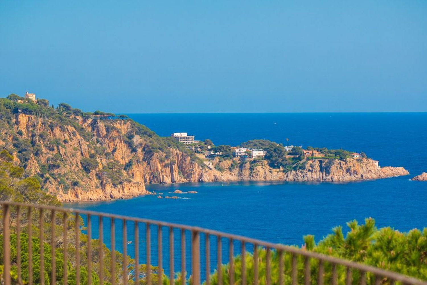 House in Sant Feliu de Guixols, Girona, Spain 11 bedrooms, 1050 sq.m. No. 160748
