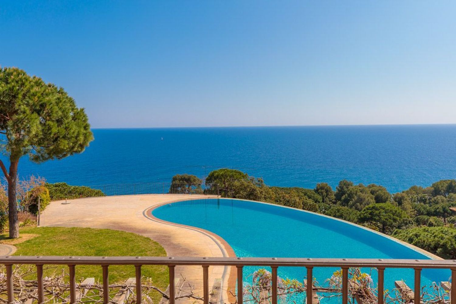 House in Sant Feliu de Guixols, Girona, Spain 11 bedrooms, 1050 sq.m. No. 160748