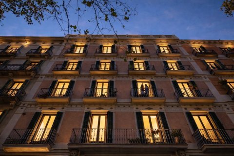 Lägenhet i Barcelona, Spanien 3 sovrum, 209 kvm. Nr. 160747