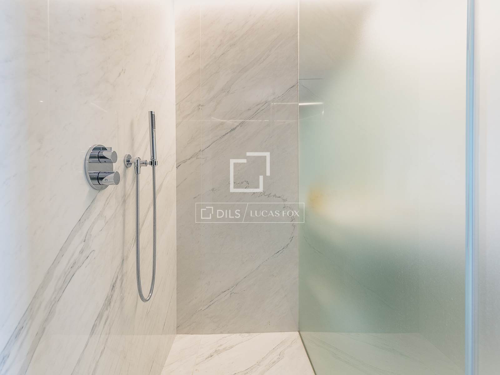 Apartament w Barcelona, Hiszpania 4 sypialnie, 386 mkw. nr 150698