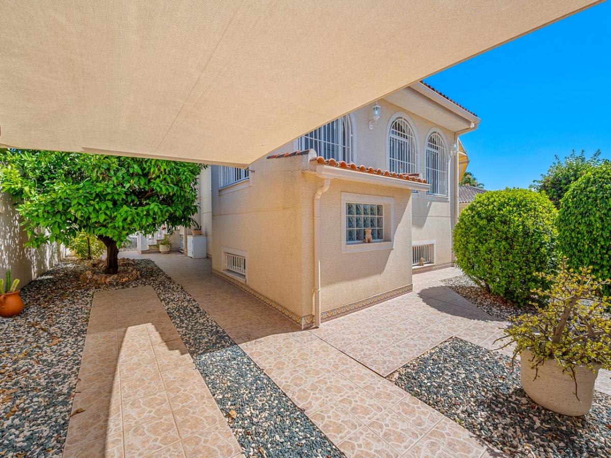Villa i Benijofar, Alicante, Spanien 5 sovrum, 176 kvm. Nr. 148891