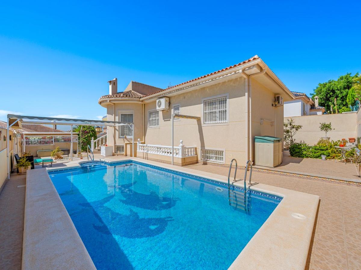 Villa i Benijofar, Alicante, Spanien 5 sovrum, 176 kvm. Nr. 148891